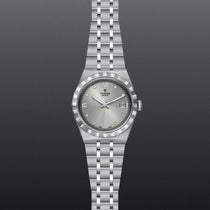 Tudor Royal