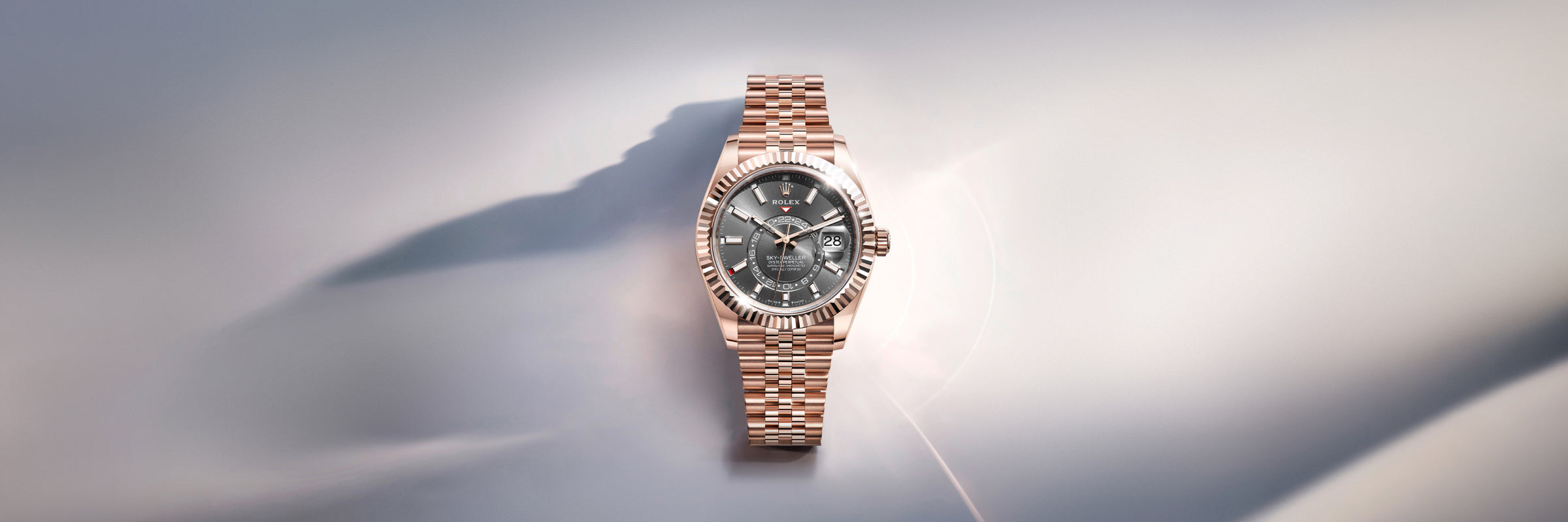 Rolex Sky-Dweller in 18 kt white gold, M336239-0002 - Bijoux Jamaica