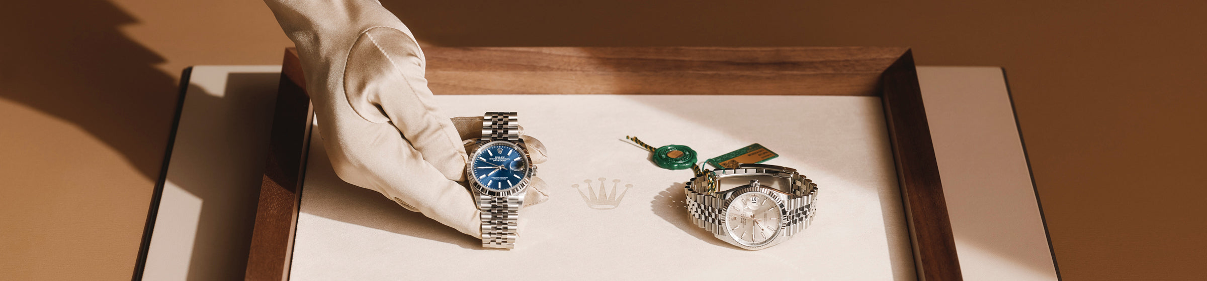 Rolex Rolex Submariner Date desk clock 80 mm, stainless steel C909010LN-0001 in , C909010LN-0001 - Bijoux Jamaica